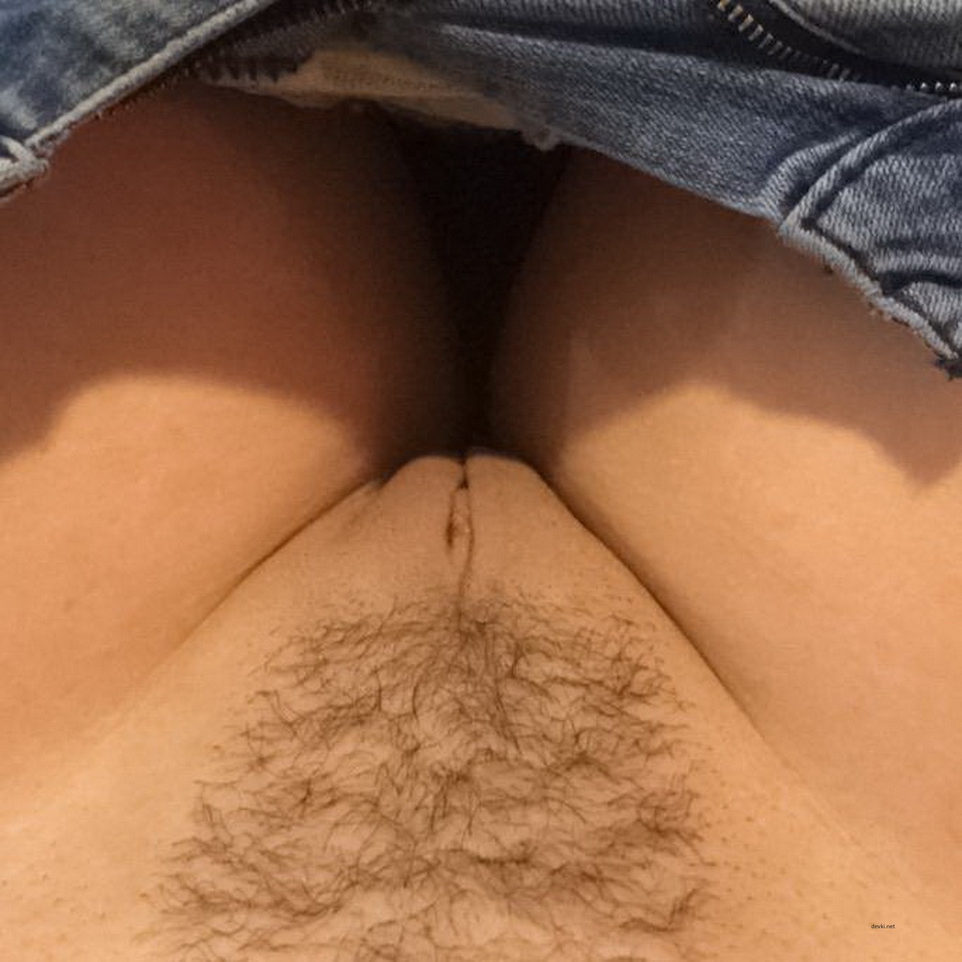Seductive Amateur Photos from Brunette Beauty: Explicit Erotic Shots