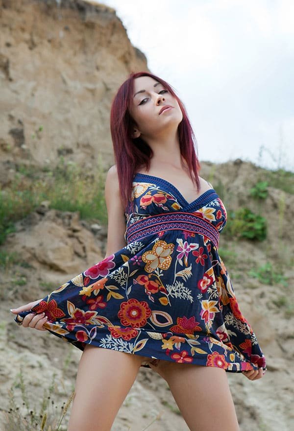 Amateur Babe in Sundress Exposing Nude Body: Explicit Photo