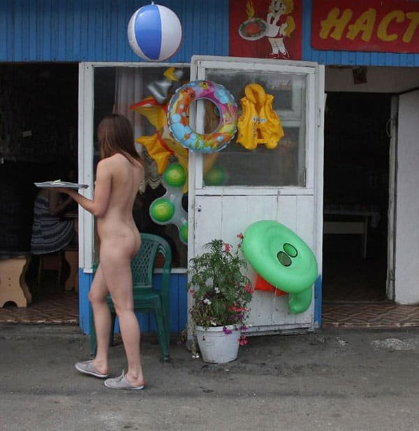Sexy Waitress in Roadside Cafe: Amateur Photo with Explicit Content
