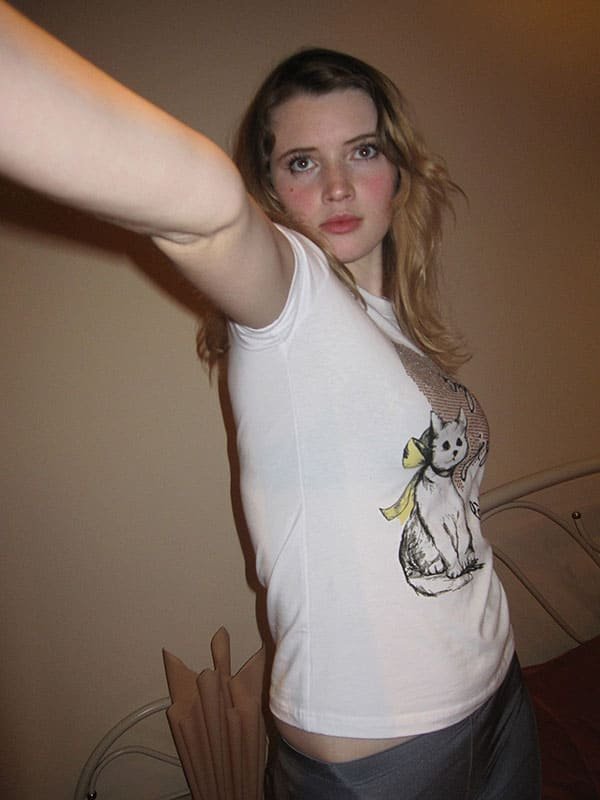 Young Slut with Small Tits - Explicit Amateur Photo