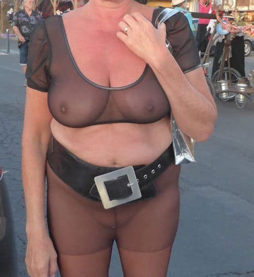 Sexy Babes in Sheer Clothing: Amateur Photo Collection