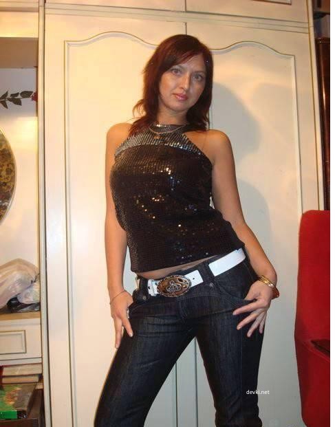 Explicit Amateur Photos: Private Collection of One Girl