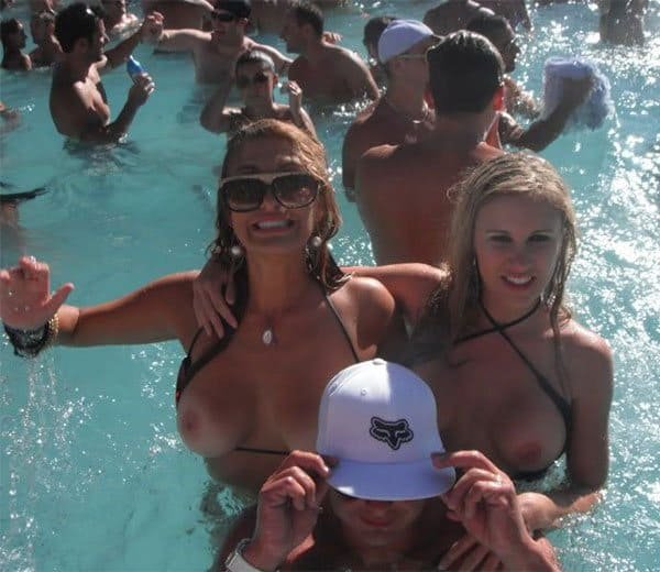 Topless Babes in Pools: Amateur Girls Bare It All