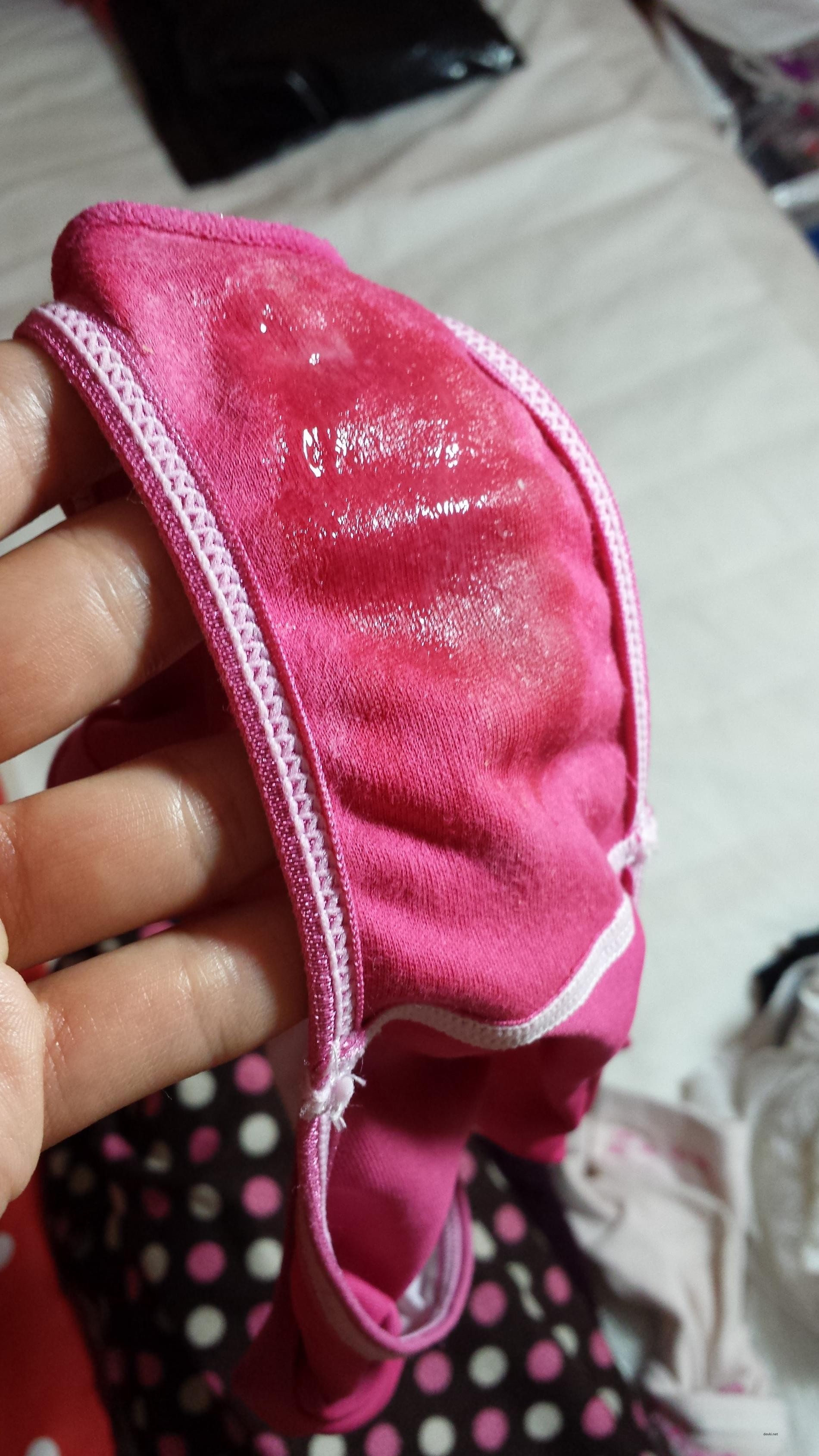 Slim Brunette in Pink - Explicit Amateur Photo Shoot