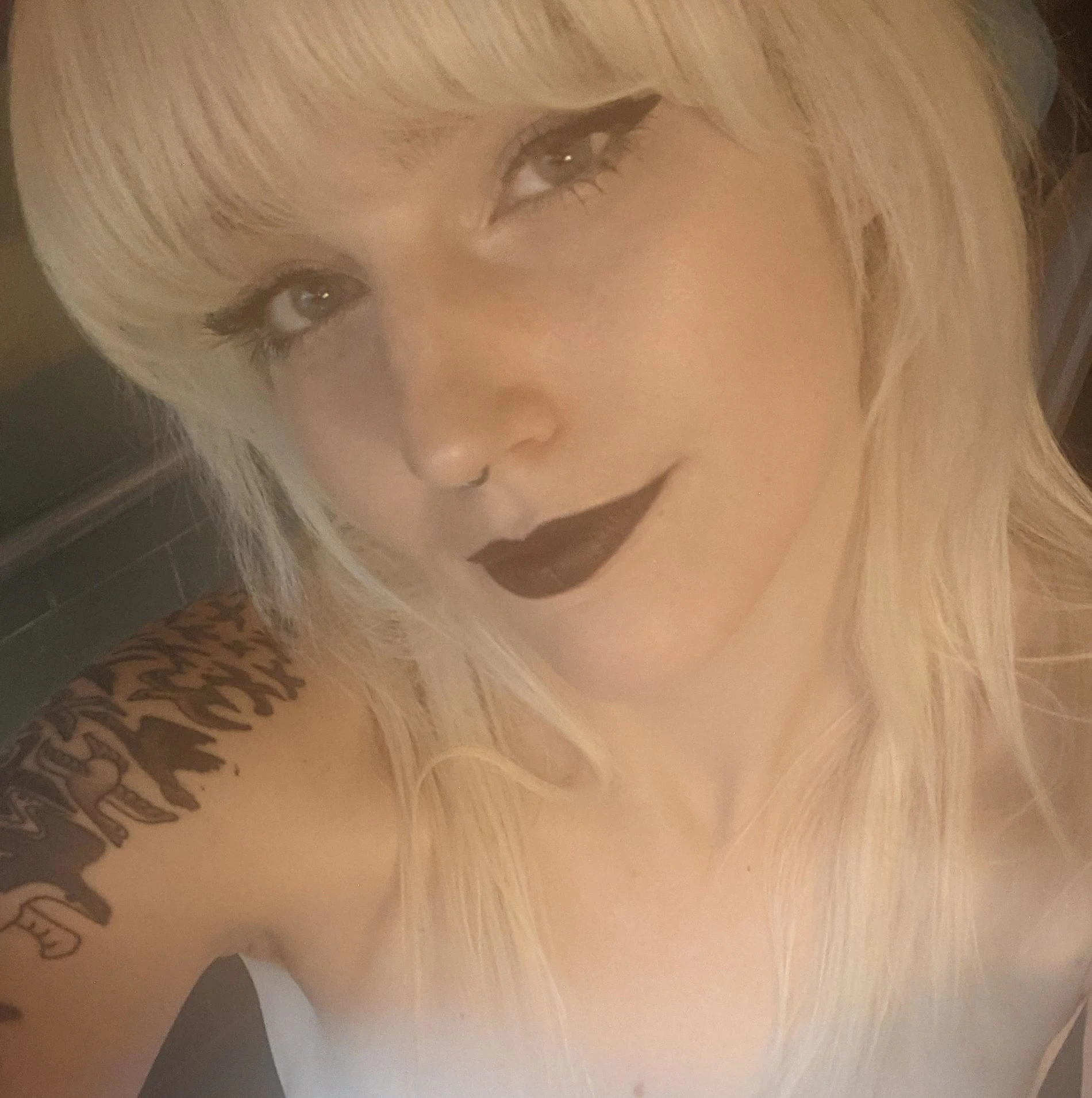 Explicit Homemade Photos by Gorgeous Blonde - Amateur Nudes Collection