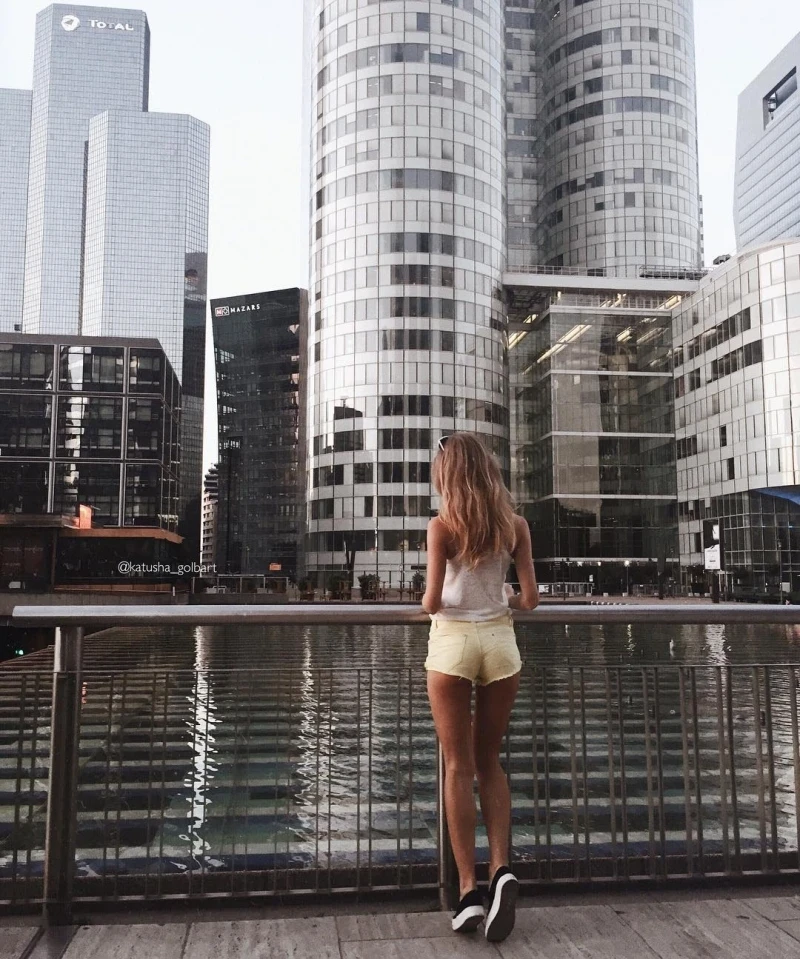 Very Appetizing Amateur Butts: Hot and Explicit Photos