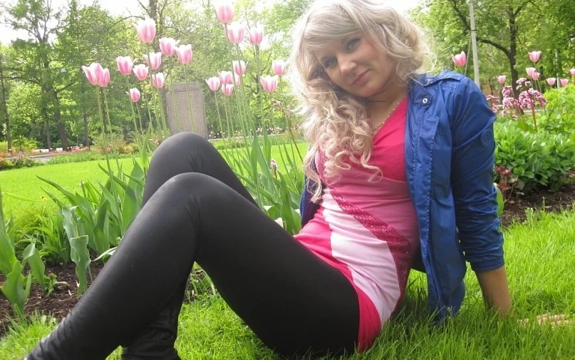 Kirov Violetta Gets Naughty: Hot Russian Babe Exposed in XXX Photos