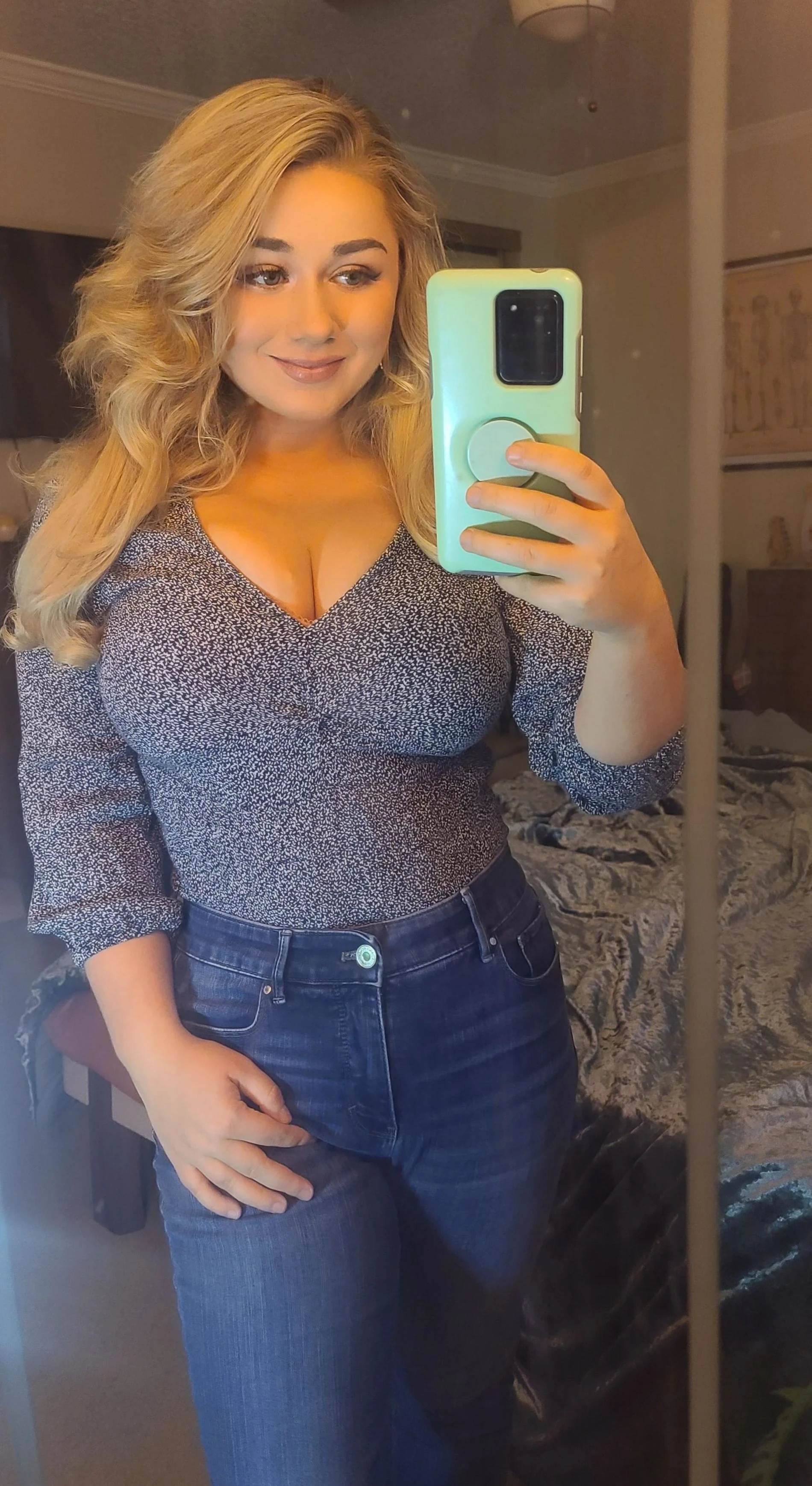 Explicit Amateur Photo: Young Busty Blonde with Curves