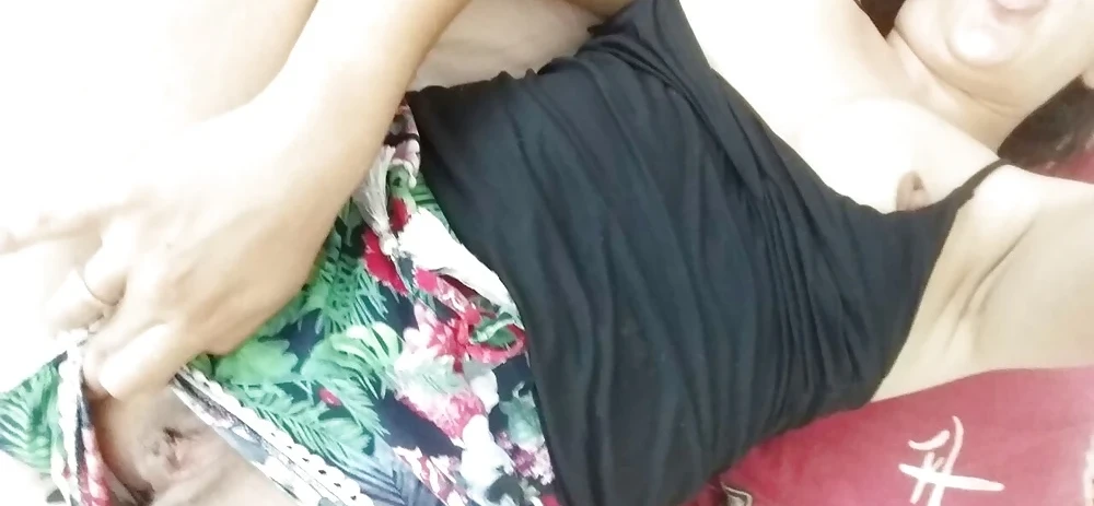 Dark-Skinned Beauty with Hairy Pussy (Part 2): Explicit Amateur Photos