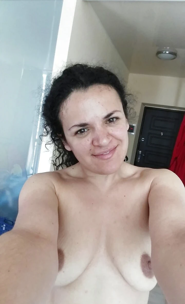 Dark-Skinned Beauty with Hairy Pussy (Part 2): Explicit Amateur Photos