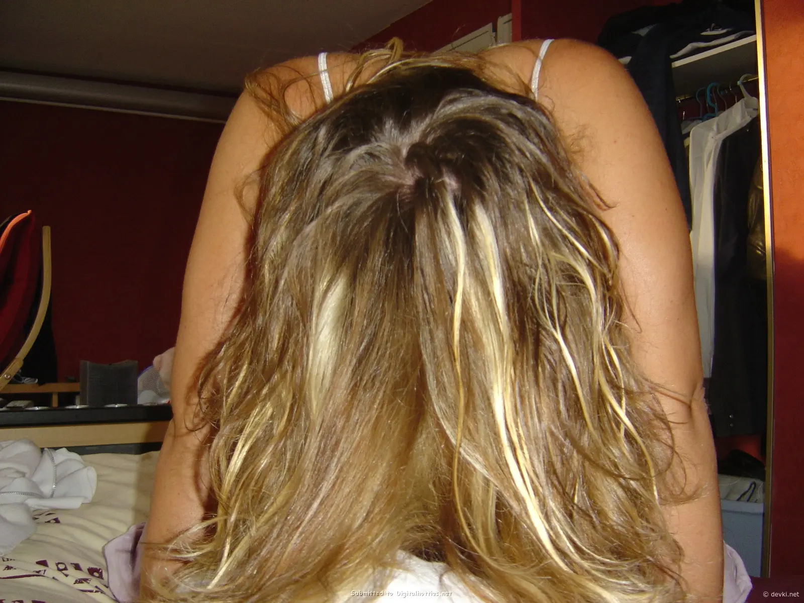 Hot babe gives sloppy blowjob - Explicit XXX photo