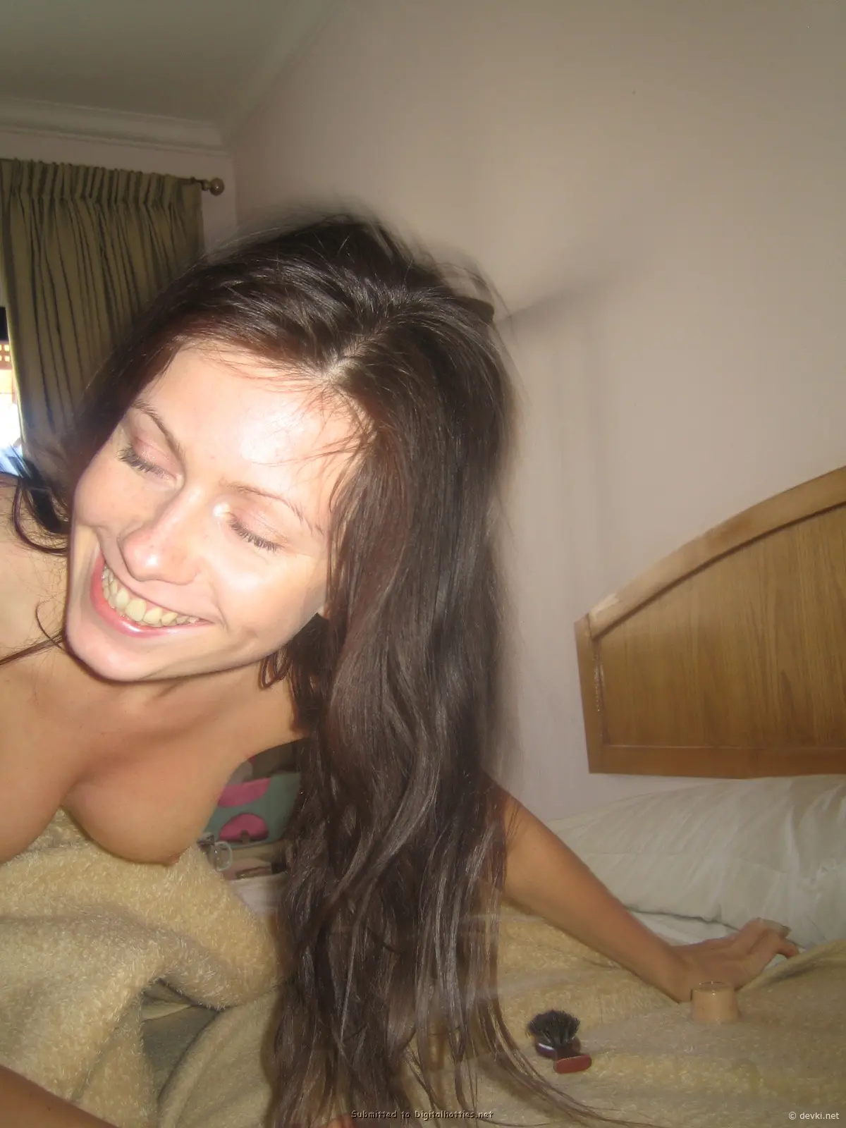 Hot Topless Amateur Girl - Explicit Photo Shoot for Adults Only