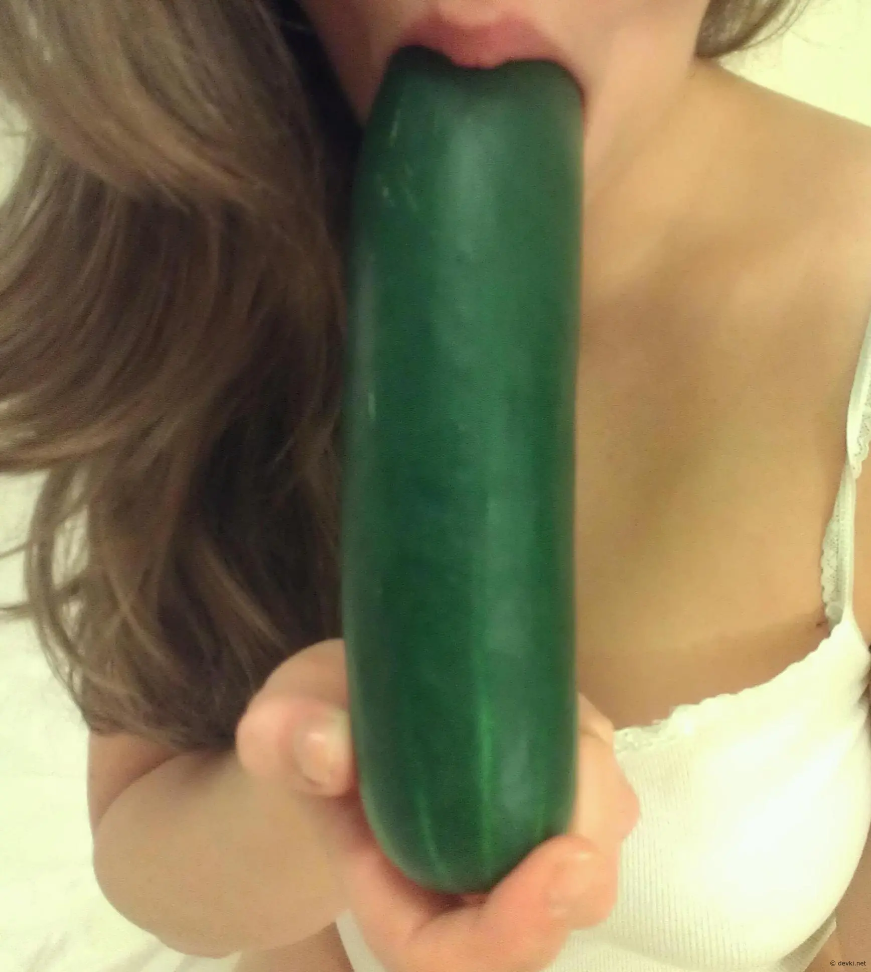 Sexy Amateur Photos of Cute Girl - Intimate Home Pictures