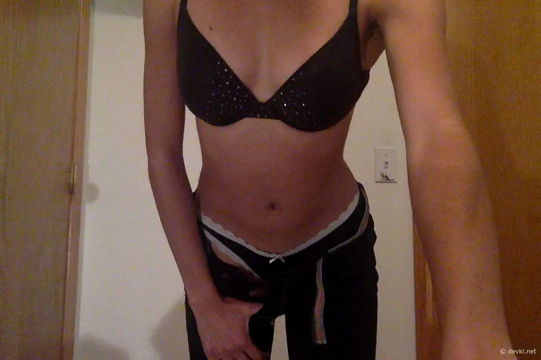 Steamy Temptation Captured: Sensual Amateur Moment