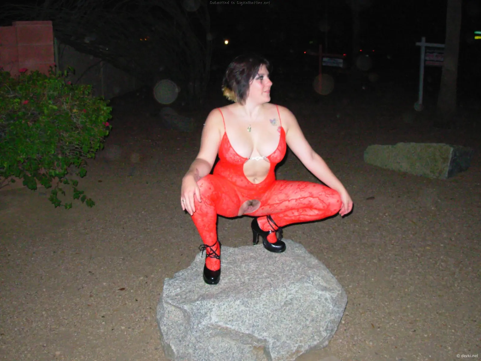 Mature Slut Flaunts Herself: Explicit Amateur Photo of a Naughty Milf