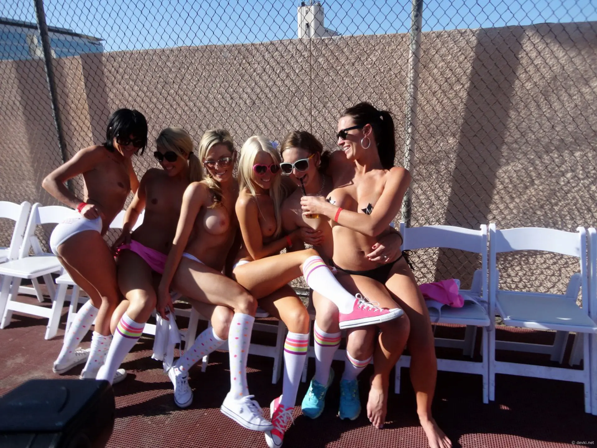 Private Cheerleader Amateur Photo: Explicit and Bold!