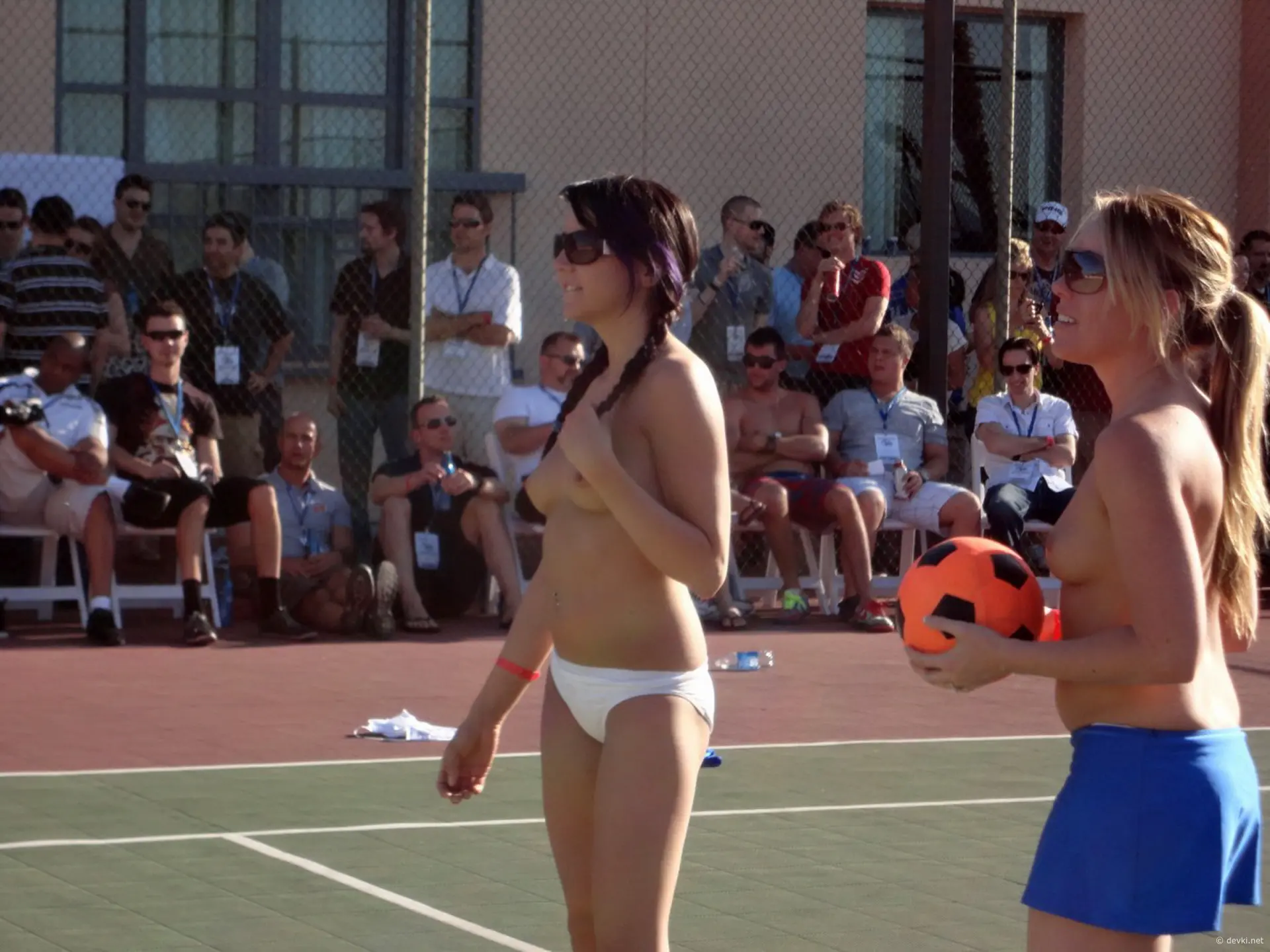Private Cheerleader Amateur Photo: Explicit and Bold!