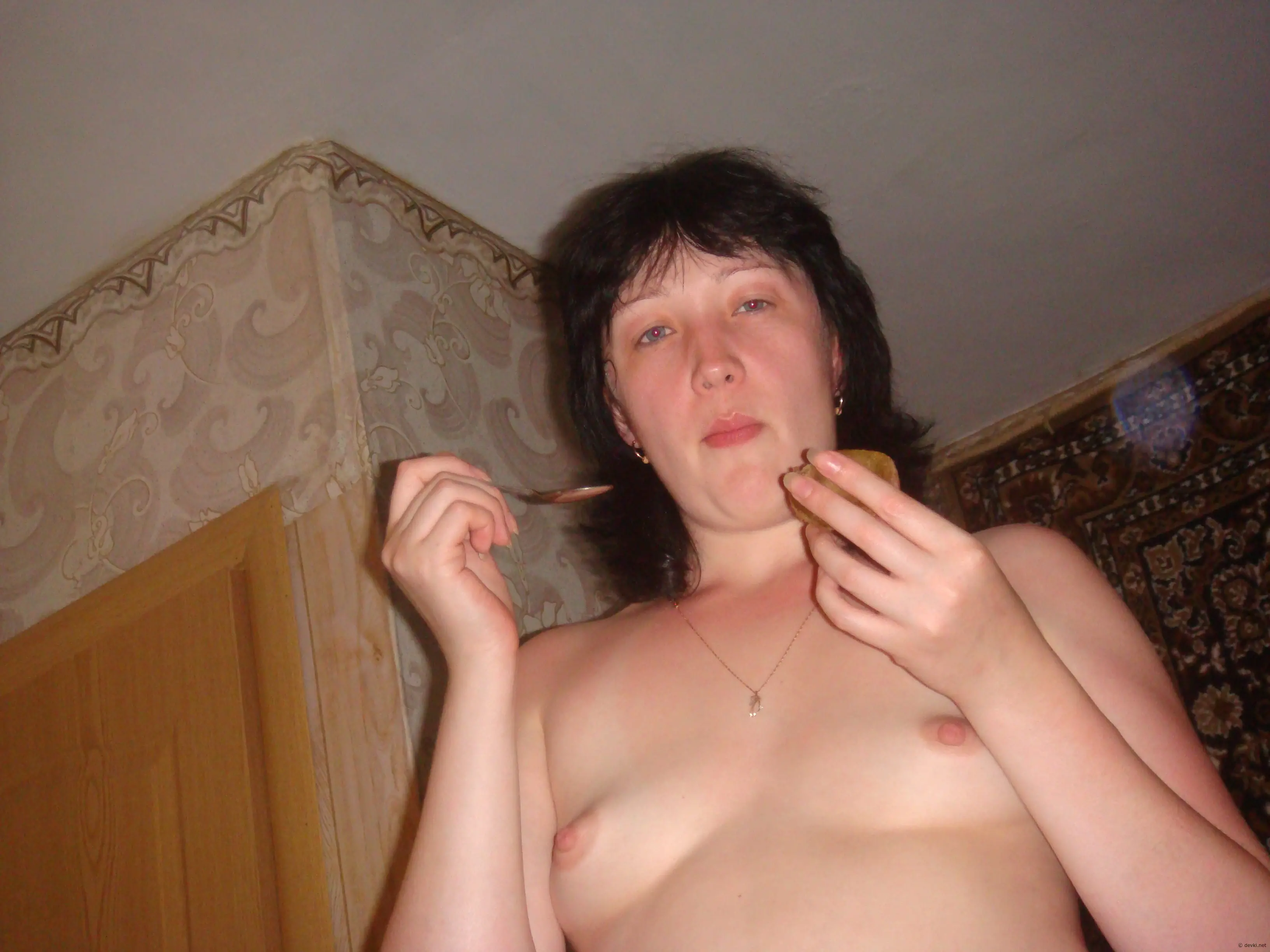 Russian girl poses naked on vacation - Amateur explicit photo