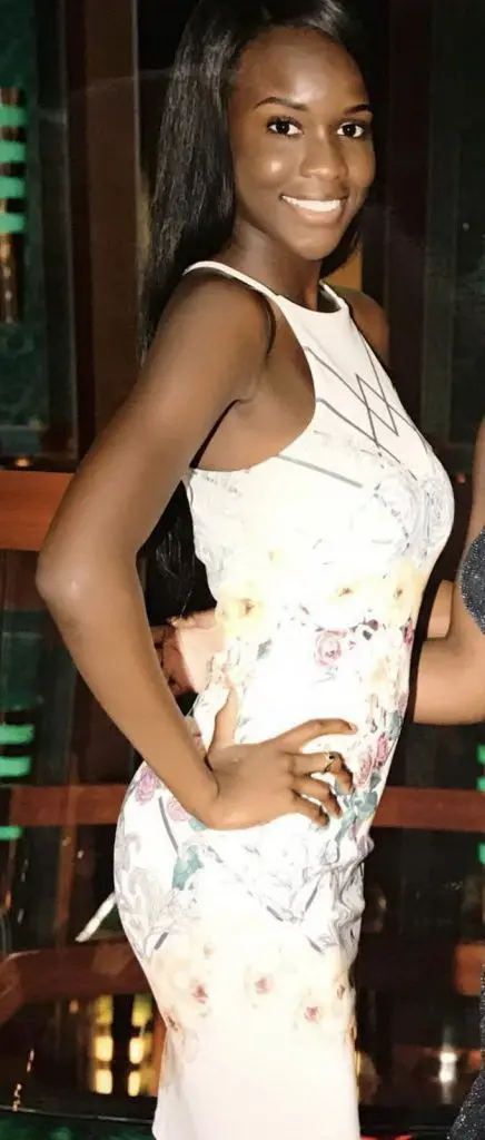 Black Girl with Big Boobs: Amateur XXX Photo