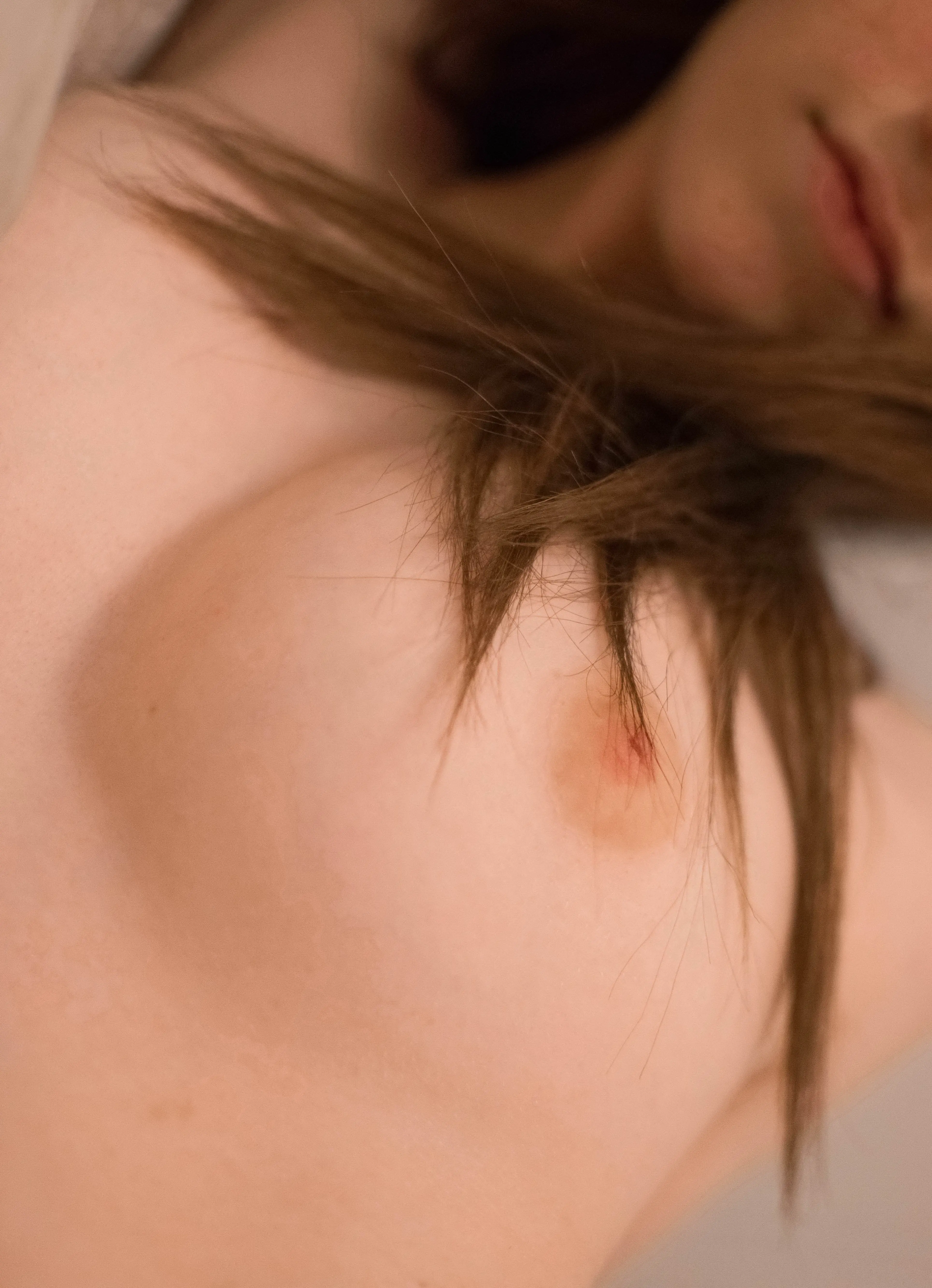 Explicit Nude Girl Photos: Raw Beauty Unveiled