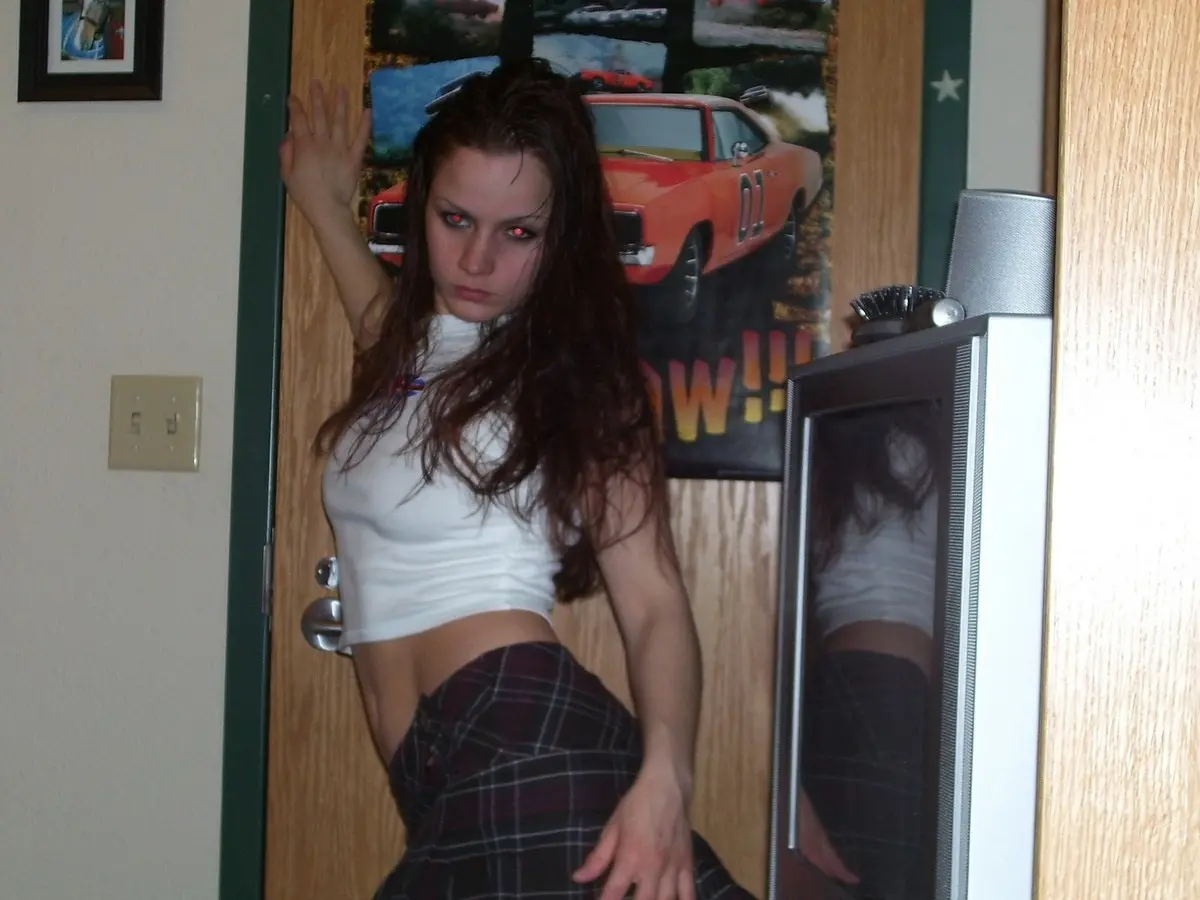 Sweetheart's Depraved Moments: Explicit Porn Photo