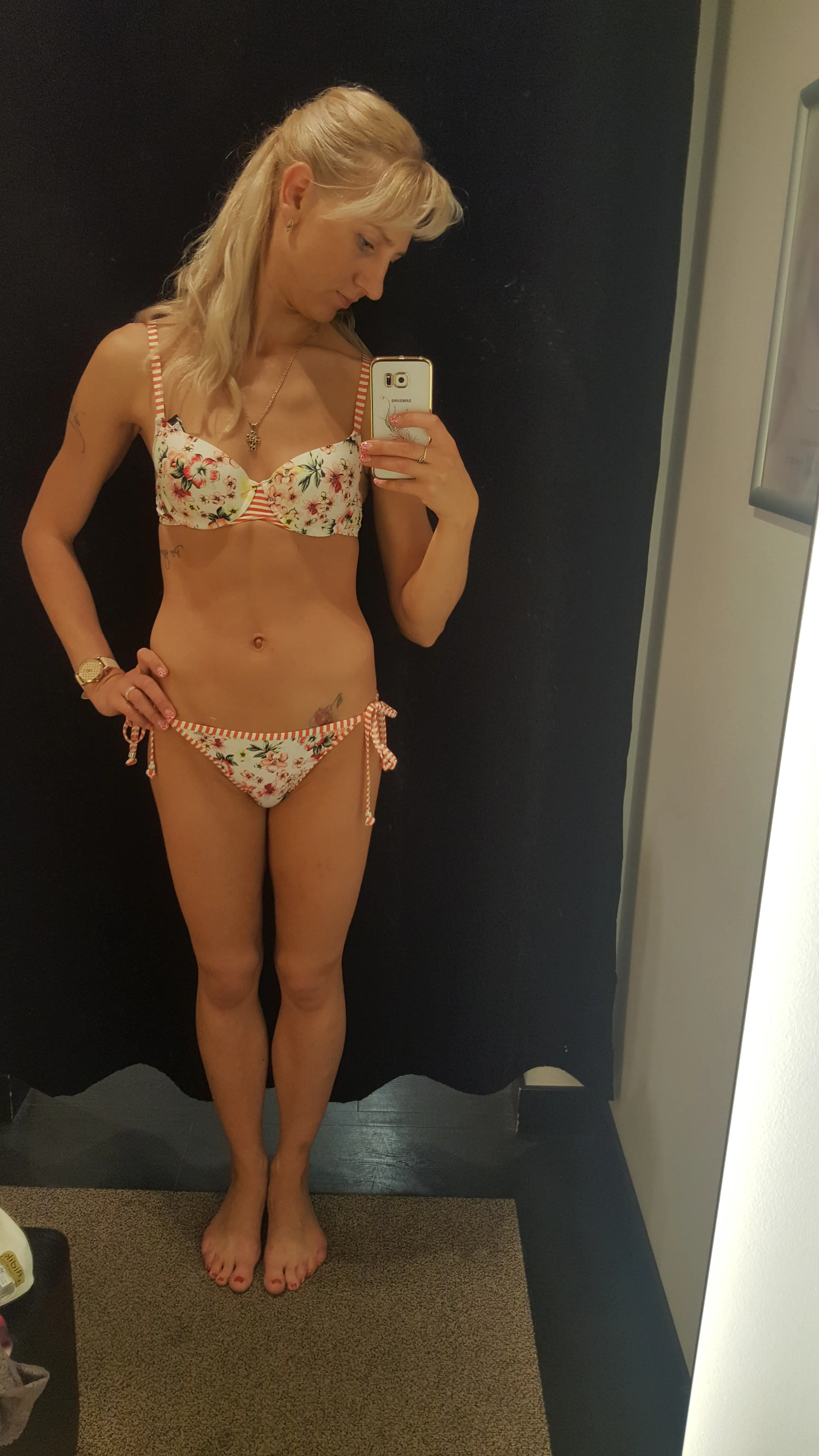 Skinny Blonde's Explicit Amateur Intimate Moments