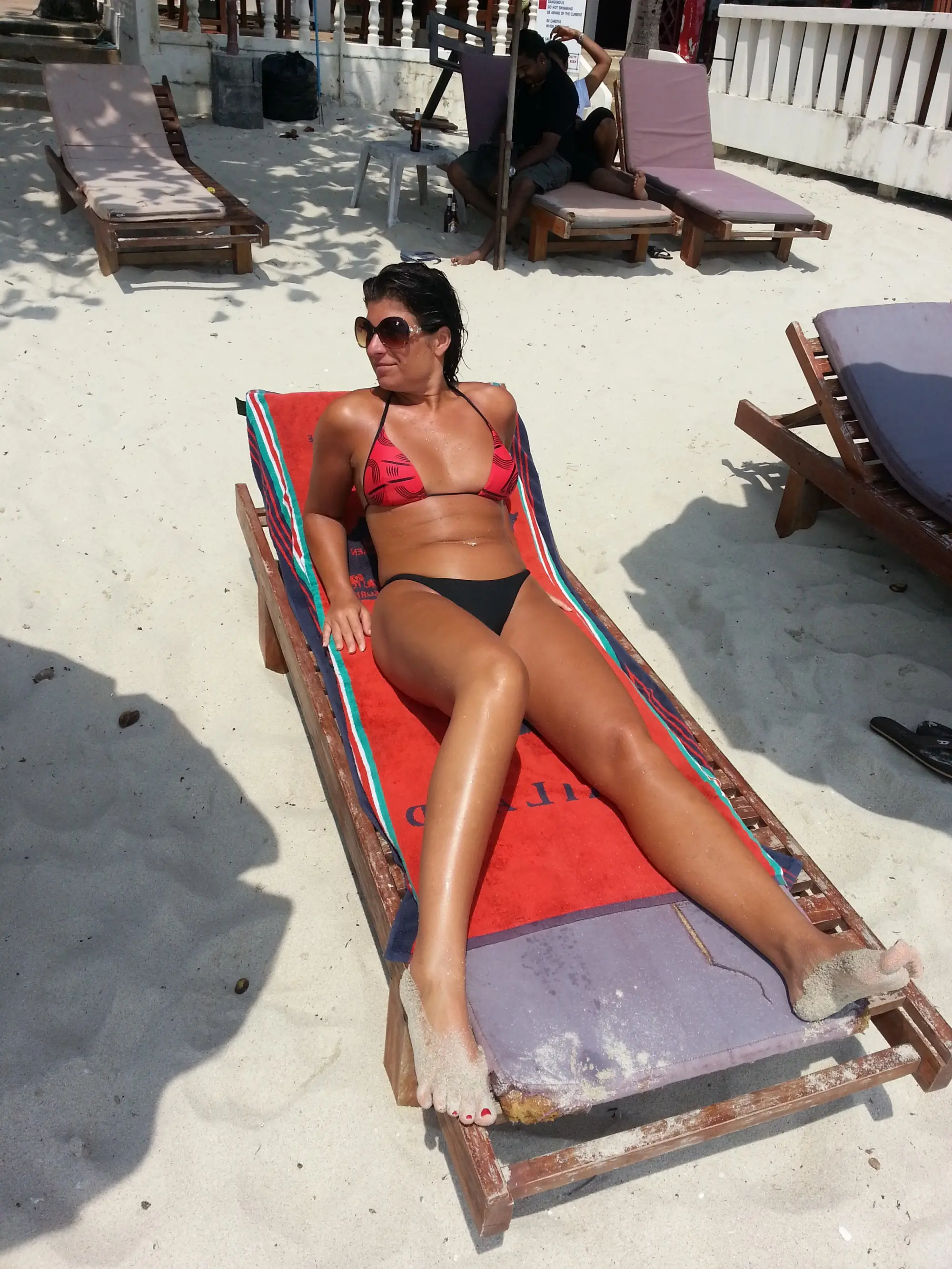 Mature Woman Shows Off Sexy Tan on Nude Body: Amateur Explicit Photo