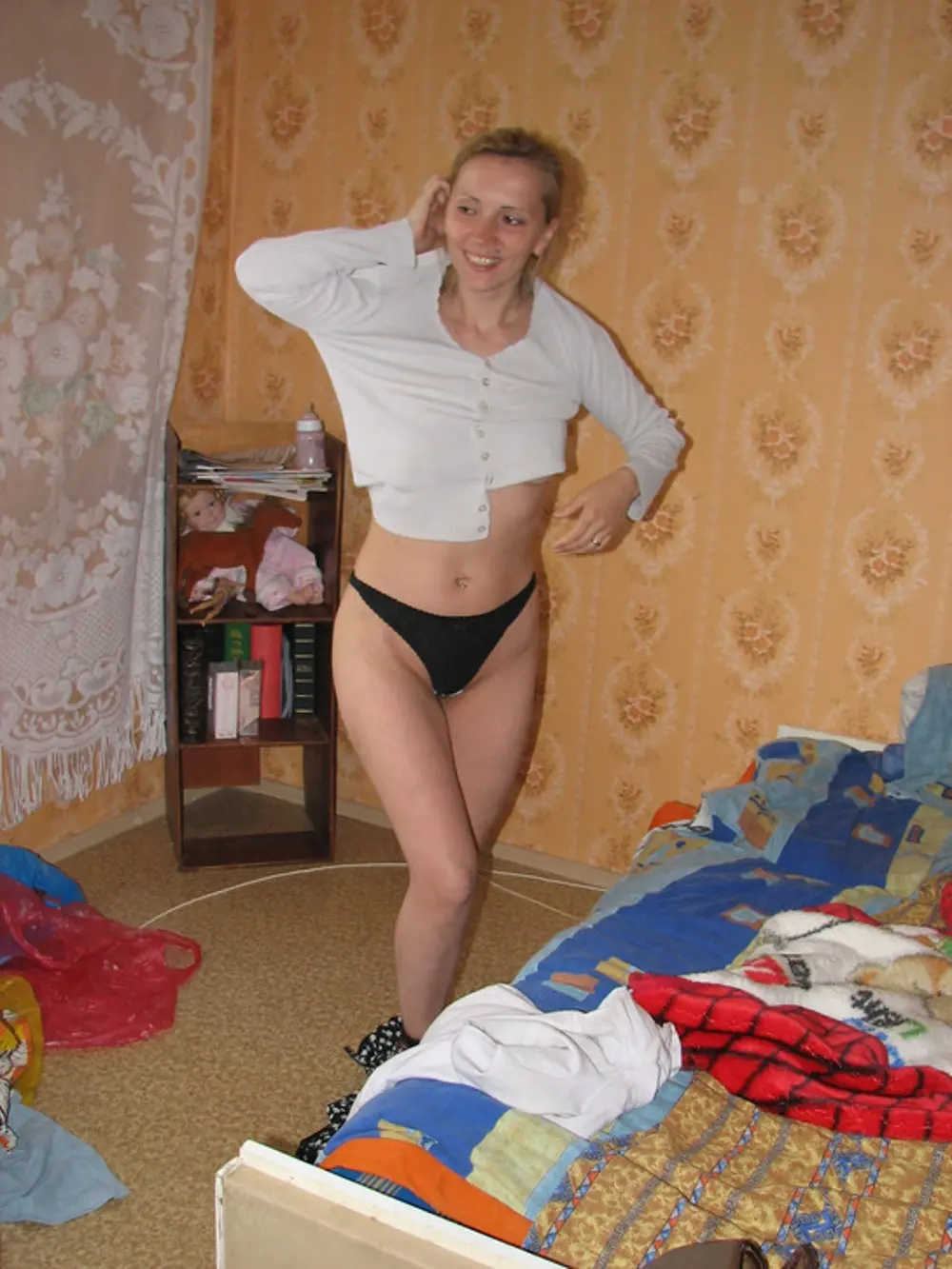 Naked Beauty: Amateur Photo of Stunning Olga in the Nude