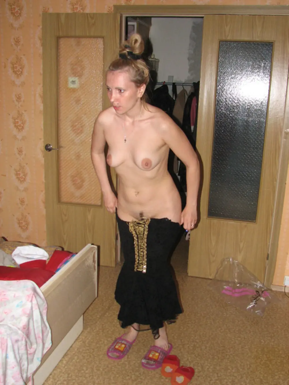 Naked Beauty: Amateur Photo of Stunning Olga in the Nude