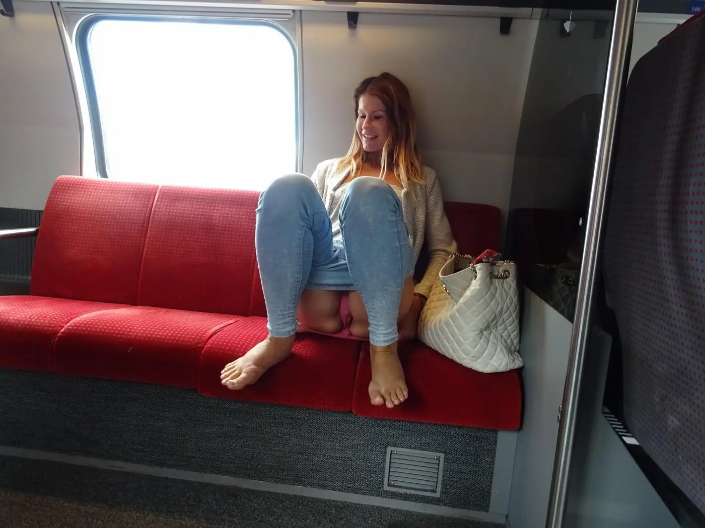 Babe flaunts naked pussy in public places - Explicit amateur photos