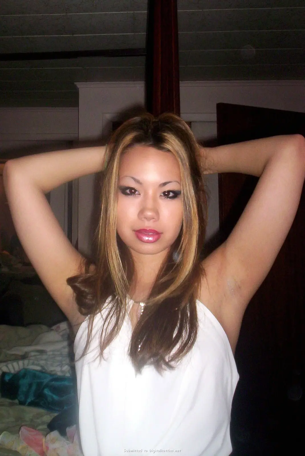 Explicit Nude Selfie: Young Asian Student Poses Naked in Amateur Photo