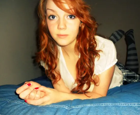Sexy Redhead with Tight Booty Poses Nude - Amateur Explicit Photo