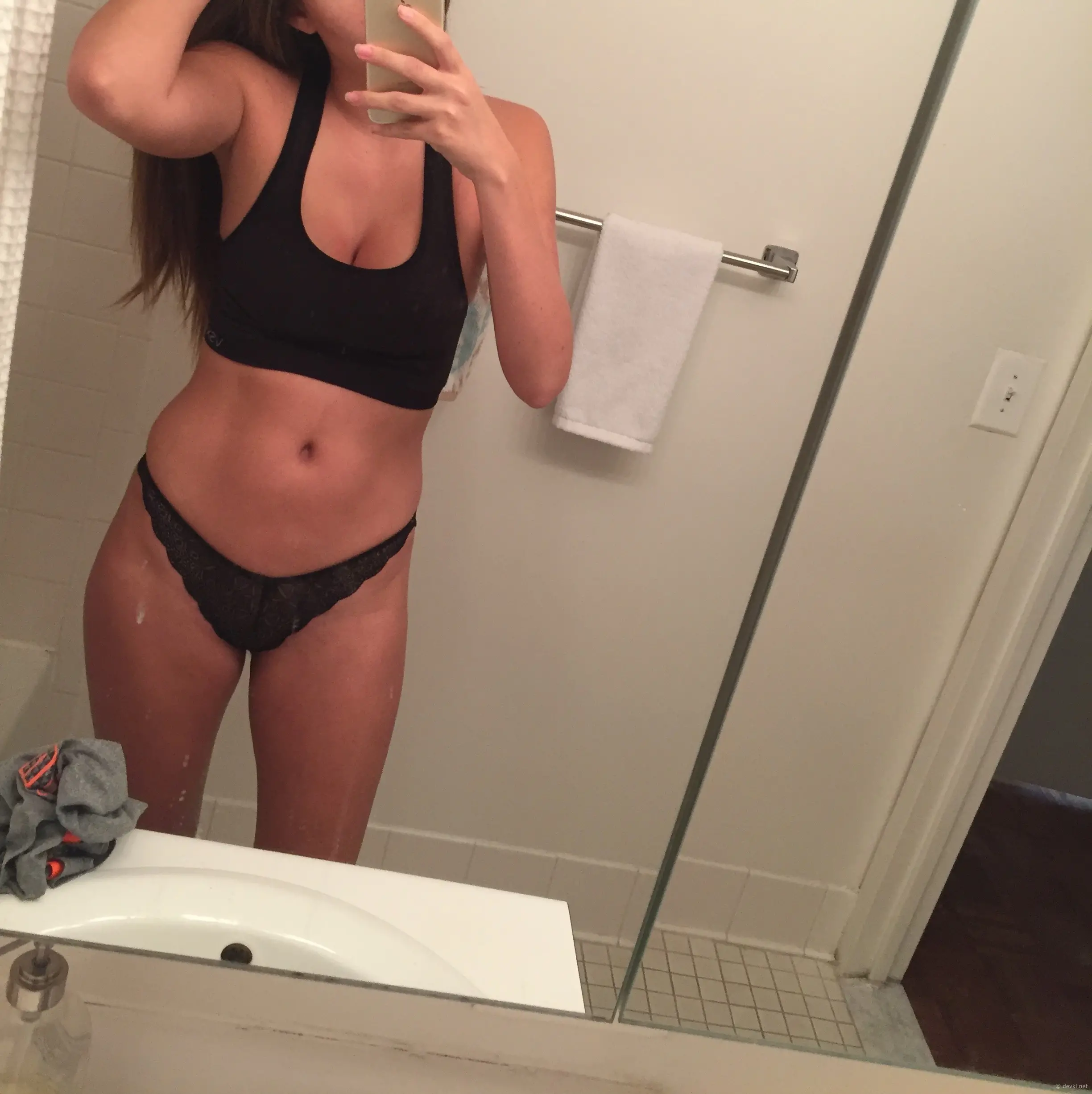 Stunning Erotic Selfies: Sun-Kissed Brunette with Big Boobs