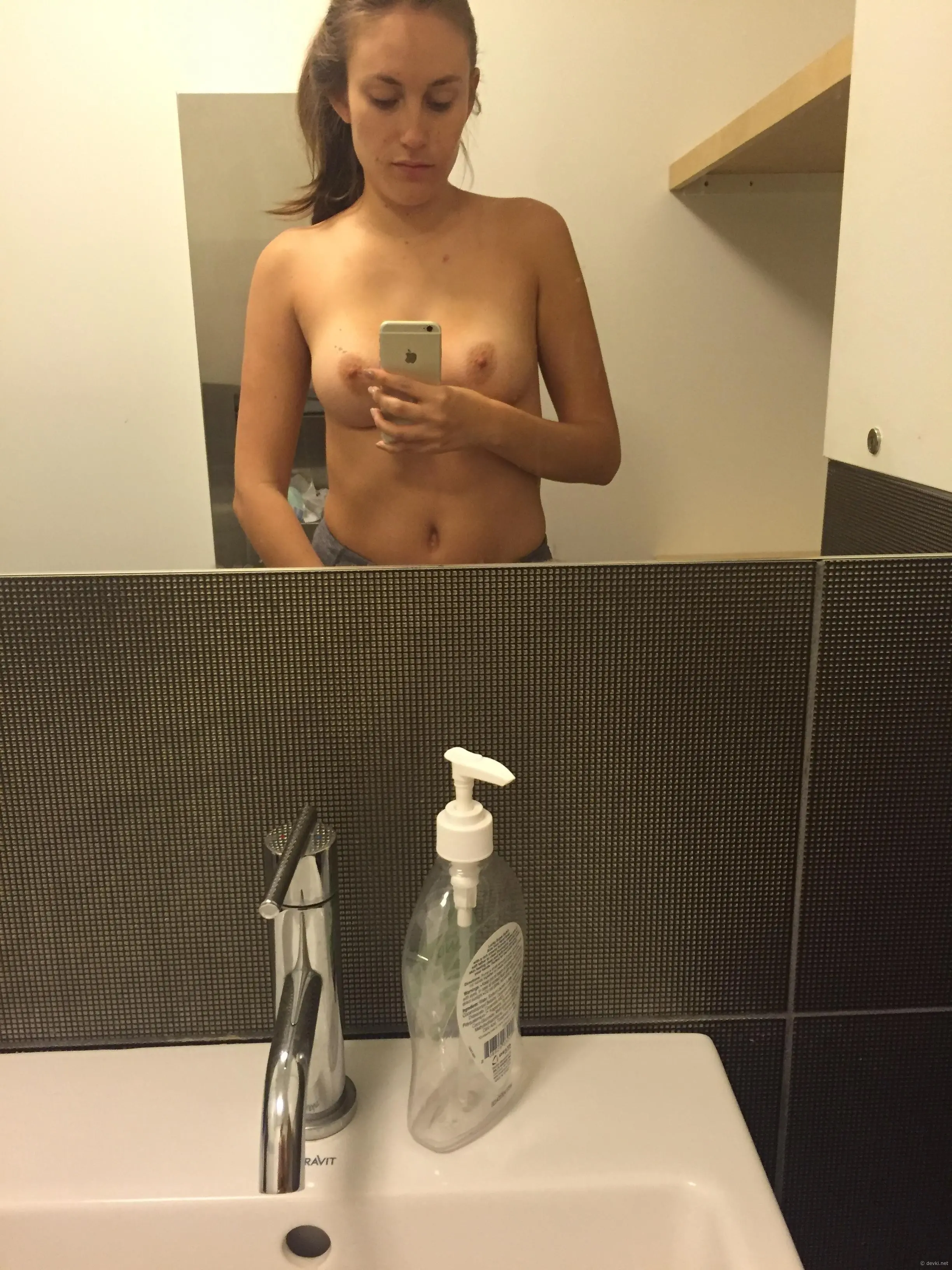 Stunning Erotic Selfies: Sun-Kissed Brunette with Big Boobs