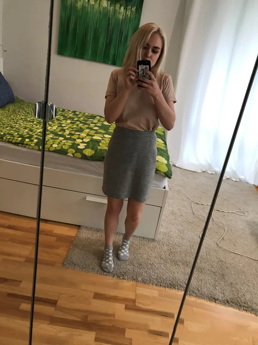Alone Babe Takes Nude Mirror Selfie - Amateur Explicit Photo