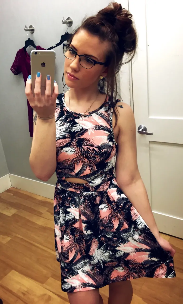 Seductive Girl in Glasses Tempts with Smile - Amateur Explicit Photo