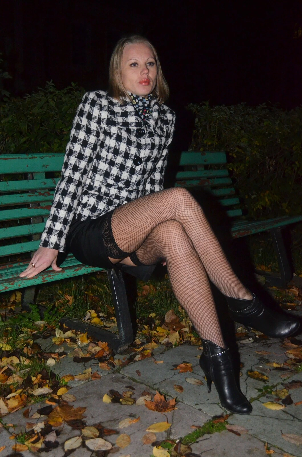 Marina's Super Sexy Legs in Stockings - Amateur Explicit Photo